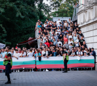 Дебютант стартира за България срещу Испания, Вуцов на вратата