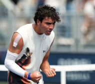 Иван Иванов остава номер 1, зад него е Александър Василев