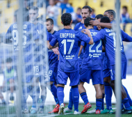 Левски диша във врата на Мъри Стоилов и Гьозтепе, ето я причината