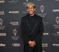 Освиркваха Ламин Ямал в Париж