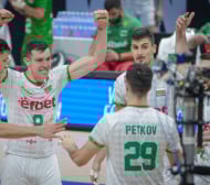 Левски и ЦСКА поздравиха националите за паметния успех