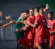 Тодор Симов започна с победа, удължи кризата в Арда