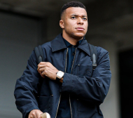 Посрещнаха Реал (Мадрид) с мекици в Казахстан Видео