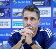 Треньорът на Левски: Не може всеки мач да бием с 5:0 или 7:0, не играят роботи