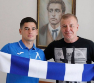 Официално: Бивш капитан на Левски се завърна у нас