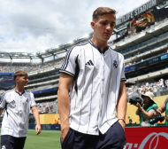 Още един известен футболист аут за Испания срещу България