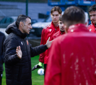 Успех, „лъвчета“! Тодор Янчев дебютира срещу отбор за 171 млн. евро