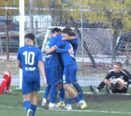 Дубълът на Левски спря един от лидерите Видео