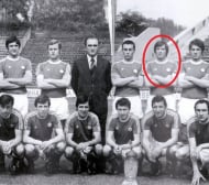 Отиде си стълб на червената слава