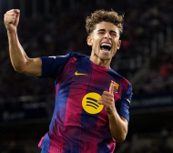 Халф на Барса отвя конкуренцията в Шампионска лига