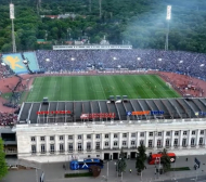 Лудостта започна! За 9 минути изкупиха цял сектор за вечното дерби