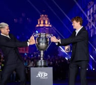 Синер ликува в битката на гигантите