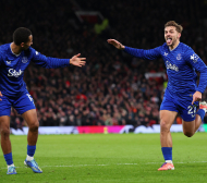 Манчестър Юнайтед с пореден гаф у дома Видео