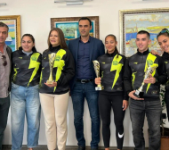 Наградиха републиканските шампиони по плажен волейбол