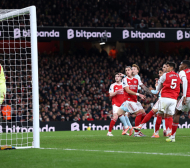 Арсенал отново дръпна пред преследвачите