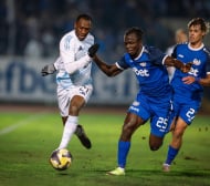 Футболист на Левски ляга под ножа