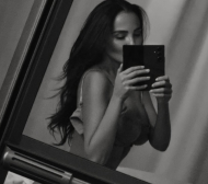 Николета Лозанова подпали мрежата по бельо Снимки 18+