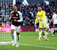 Астън Вила продължава да лети във Висшата лига