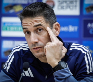 Веласкес каза дали селекцията на Левски се бави Видео