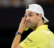 Гришо загрява с Медведев за Australian Open