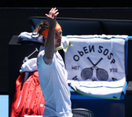 Световният №3 с обрат на старта в Мелбърн