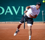 Силното представяне на Иван Иванов продължава