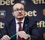 Шеф в БФС съобщи за проблем с вечното дерби и изборите