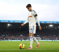 Арсенал удари лошо Груев и Лийдс