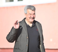 Батков: Спрете да обиждате Сираков!