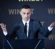 Бербатов: Когато някой има нужда от нас, се опитваме да сме там