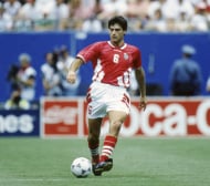 Левски и БФС честитиха юбилея на герой от САЩ'94