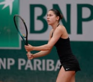 Янева застига Томова за първа ракета на България