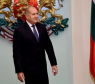 Румен Радев предложи мач на националите срещу Барселона