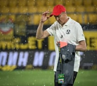Шампионско посрещане на Любо Пенев на "Колежа"