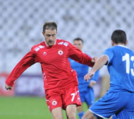 Манчев води атаката на ЦСКА, двата отбора са на терена