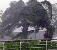 Дъжд и буря на "Сепанг", организаторите притеснени