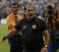 Сао Пауло уволни треньора си