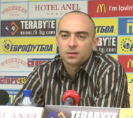 Симонович в групата на Левски за Перник