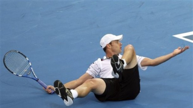 Анди Родик на четвъртфинал в Бризбейн