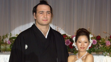 Котоошу се ожени за японско миньонче в Токио навръх Свети Валентин