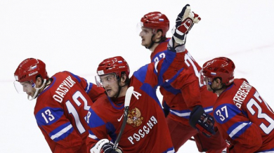 Световният шампион Русия тръгна с успех във Ванкувър