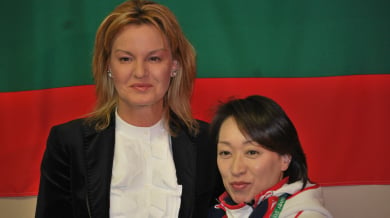 Стефка Костадинова подписа договор за сътрудничесто с Япония