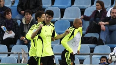 Биберона вкара два гола при победа на Сарагоса