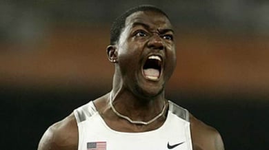 Олимпийски шампион се завръща на пистата