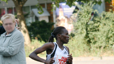 Кенийска доминация на маратона в Прага