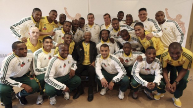 Националите на ЮАР се срещнаха с Нелсън Мандела