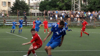 Левски срещу Чавдар (Етрополе) на полуфинал