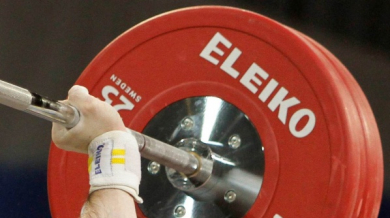 Иранец световен шампион по вдигане на тежести в София