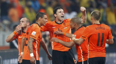 Холандия на полуфинал, изхвърли Бразилия след обрат