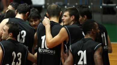 Баскетболните национали бият и се бият с Кипър